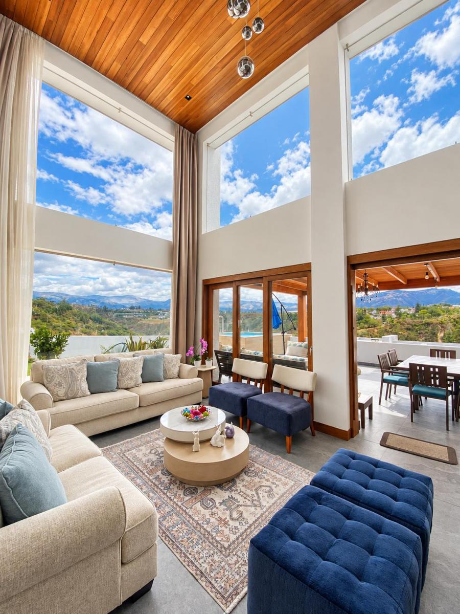 Espectacular Departamento Duplex, Doble Altura, Vista Panoramica, Independiente. Tipo Casa. Provincia de Pichincha — imagen 10