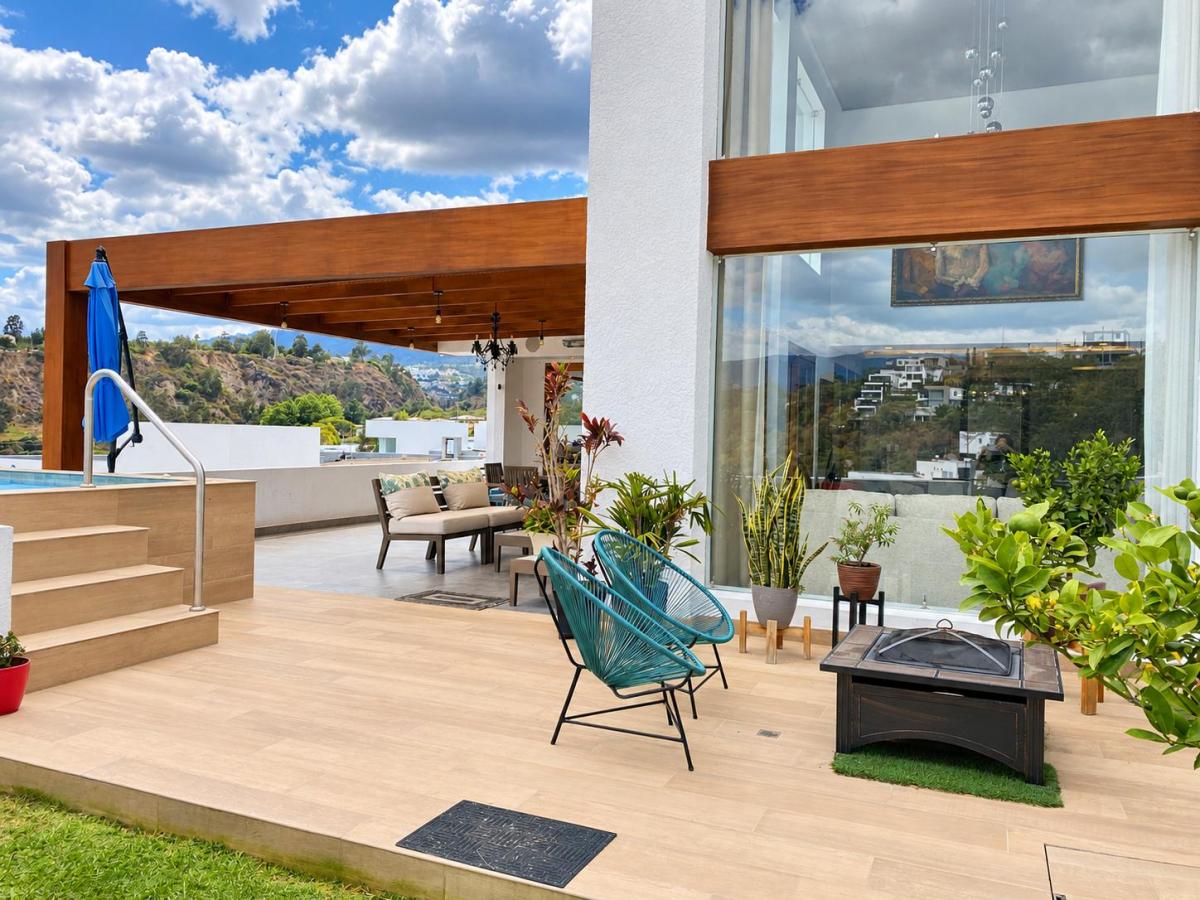 Espectacular Departamento Duplex, Doble Altura, Vista Panoramica, Independiente. Tipo Casa. Provincia de Pichincha — imagen 6