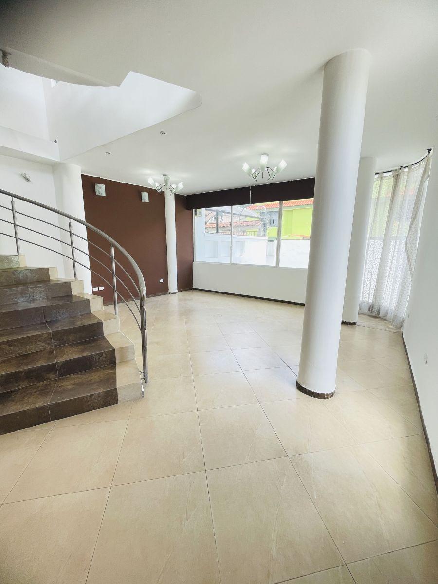 Casa en Venta Detrás del C. C. San Luis Shopping 320 m² — imagen 6