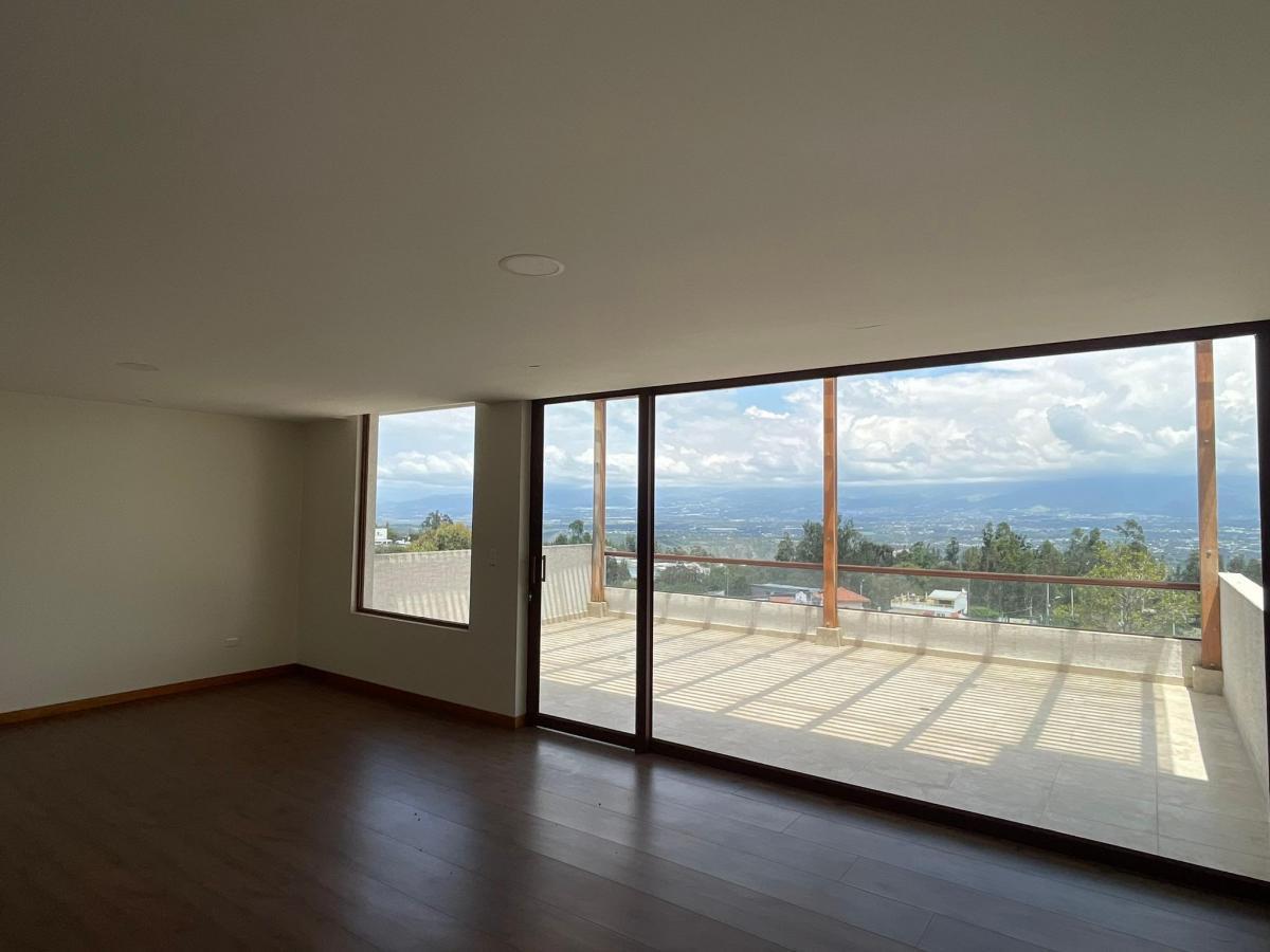 Venta Departamento de 161 m² de 3 Dorm. en Nayón — imagen 10