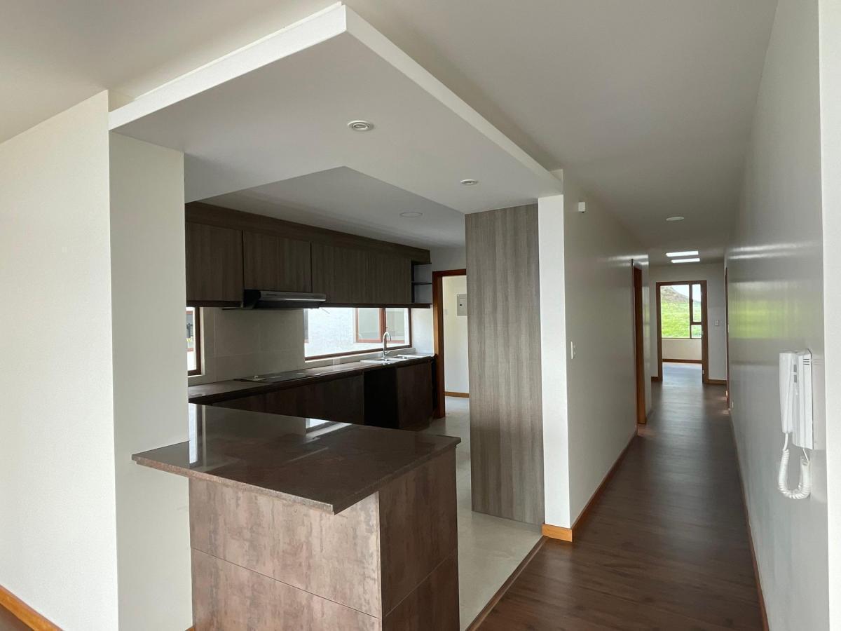 Venta Departamento de 161 m² de 3 Dorm. en Nayón — imagen 3