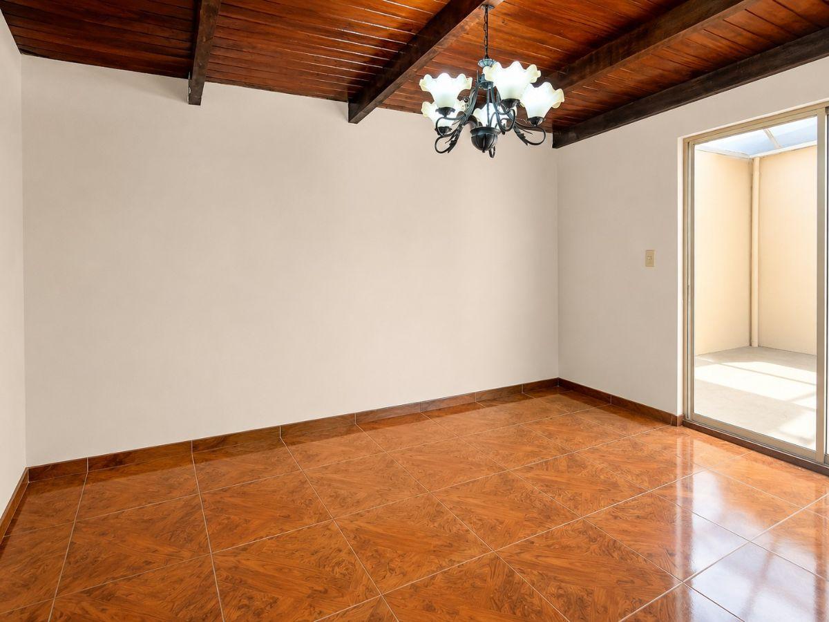 Casa con Suit Independiente — imagen 6