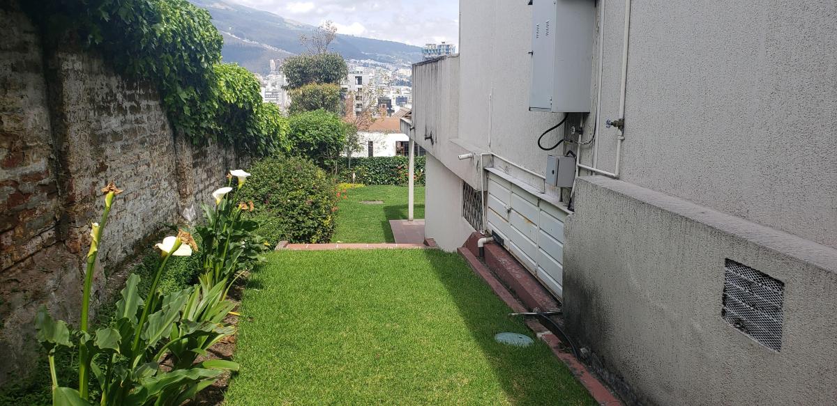 Venta Casa Bellavista Amplia Jardin Terraza 6 Dorm. 643 m — imagen 5