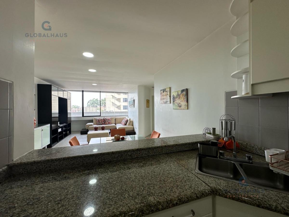 Venta de Departamento Amoblado en Kennedy Norte Torre Colón con 2 Habitaciones con Closet. V. B. Guayas — imagen 7