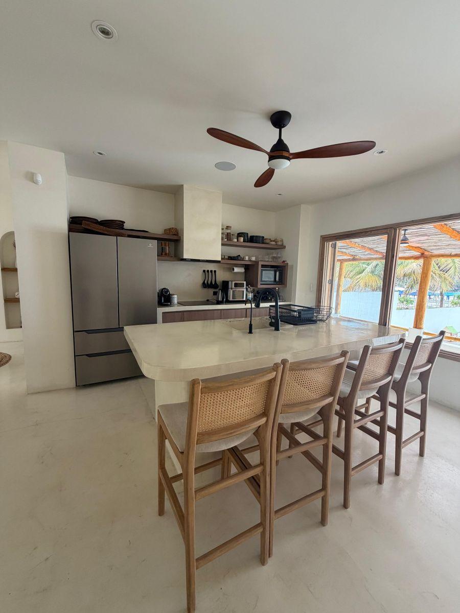 Punta Blanca - Espectacular Casa en Venta Frente Al Mar ️ — imagen 3