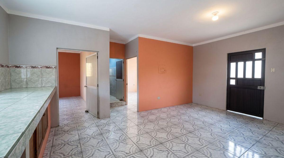 Casa Rentera de Tres Pisos en Venta, El Oro — imagen 8
