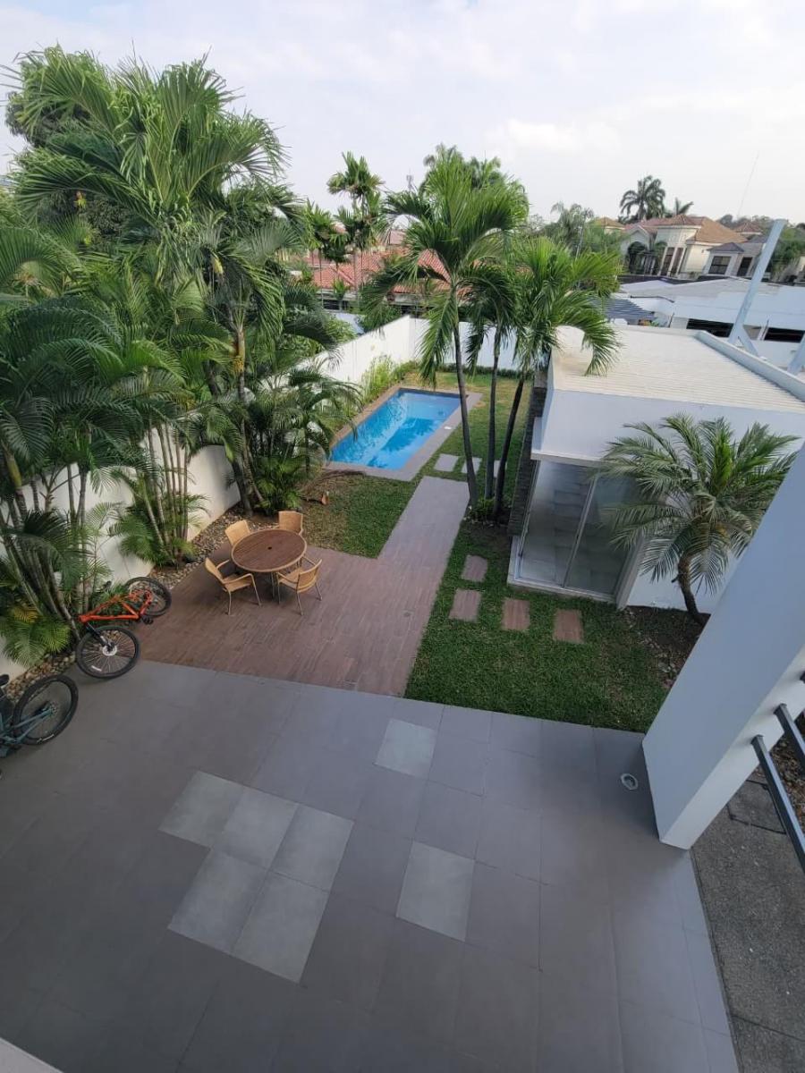 Vendo Linda y Moderna Casa en Samborondon Km 8, Guayas — imagen 9