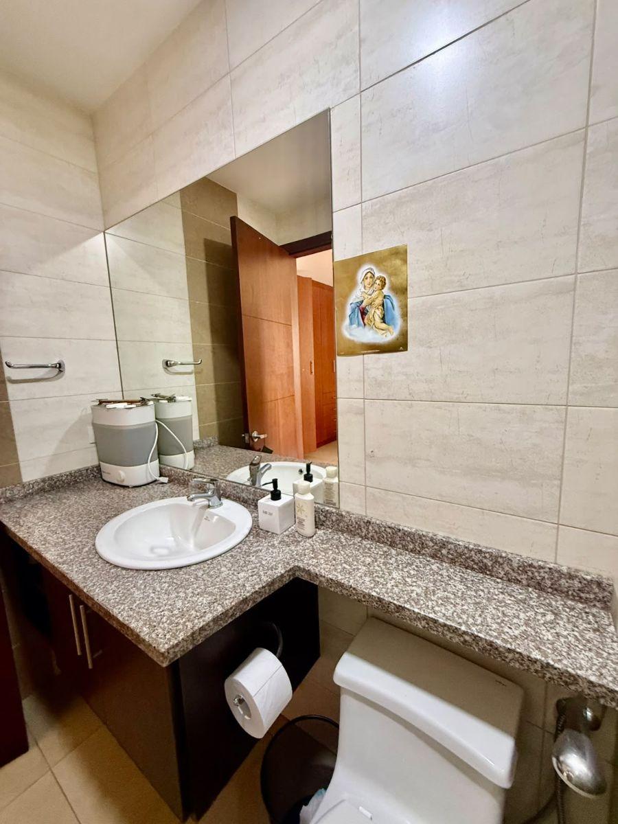 Departamento Exclusivo en Venta Súper Amplio! con Terraza Amplia!, Guayas — imagen 8