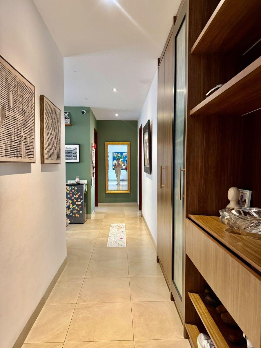 Departamento Exclusivo en Venta Súper Amplio! con Terraza Amplia!, Guayas — imagen 3