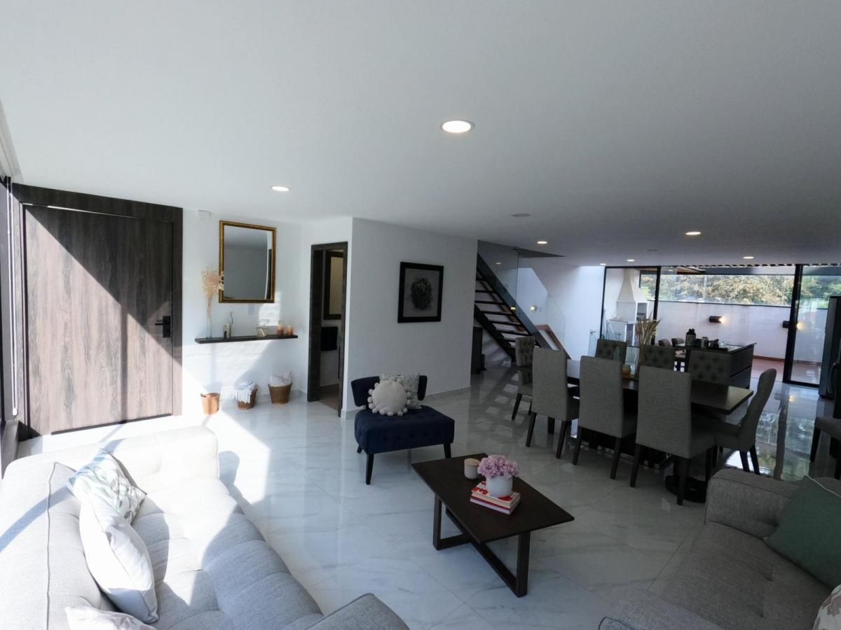 Scc. Venta Amplio Departamento Dúplex 3 Dorm.. Sector: Santa Rosa. Tumbaco — imagen 9