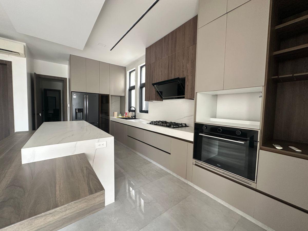 En Venta Casa 595 m² Al Lago, en Samborondon Km 8.5, Aires de Batán, 5 Dorm., Guayas — imagen 8