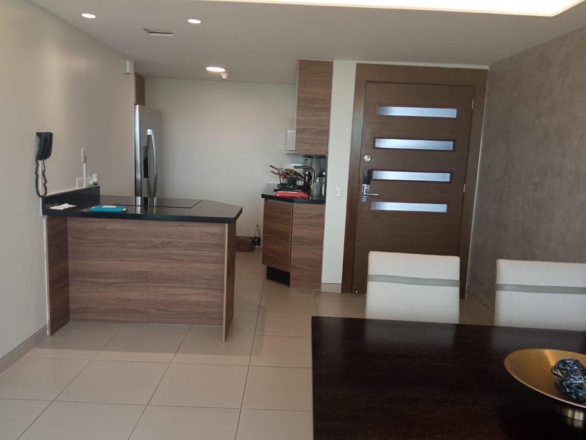 Se Vende Departamento en Hotel Poseidon Manta, Manabí — imagen 9