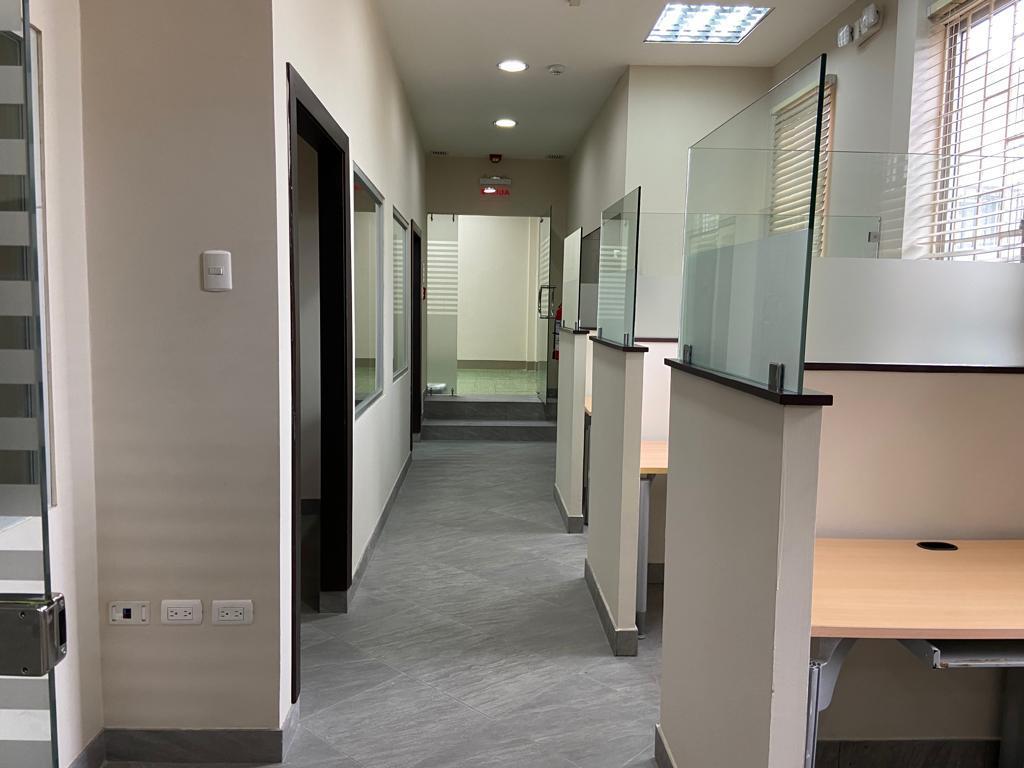 Vendo Casa Comercial (Amplias Oficinas y Local Comercial) Totalmente Remodelada, Guayas — imagen 10