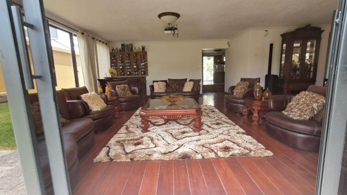 Venta de Casa Más Dep de 2 Habitaciones, en El Reservorio en Cumbaya, Súper Oportunidad — imagen 6