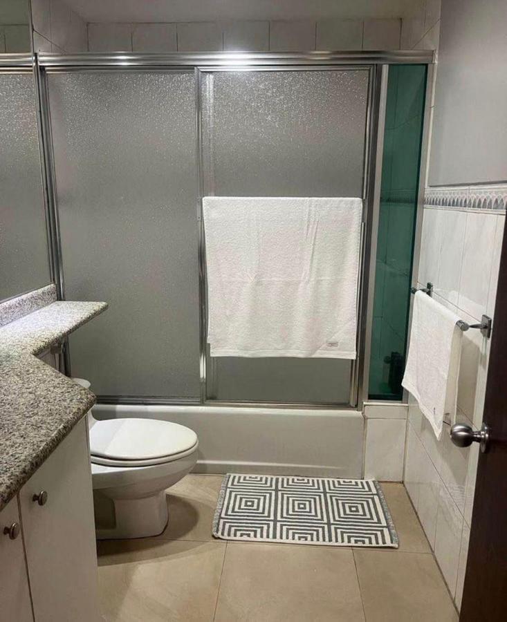Vendo Departamento en Torres Hilton, Guayas — imagen 7