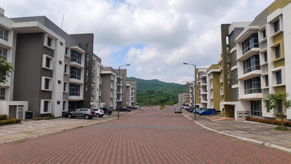 Venta Departamento 3 Dorm. Bosques de Los Ceibos Wyr, Guayas — imagen 10