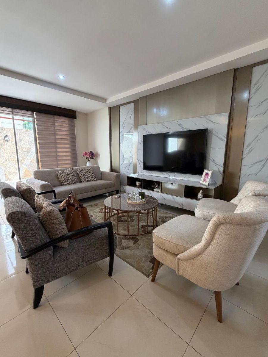 Casa en Venta en San Sebastián | 4 Dorm. | Amplio Patio | $215.000, Guayas — imagen 9