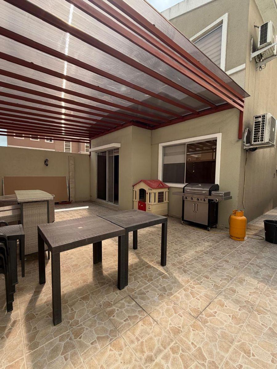 Casa en Venta en San Sebastián | 4 Dorm. | Amplio Patio | $215.000, Guayas — imagen 6