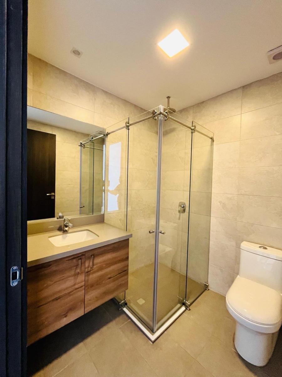 Ira Venta Departamento 3 Dorm. con Terraza. González Suárez. Provincia de Pichincha — imagen 8