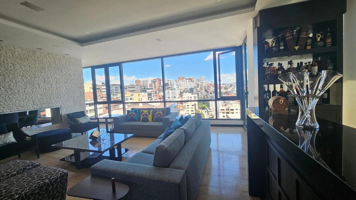 Venta o Renta Departamento 3 Dorm., Moderno Edificio Bellavista — imagen 7