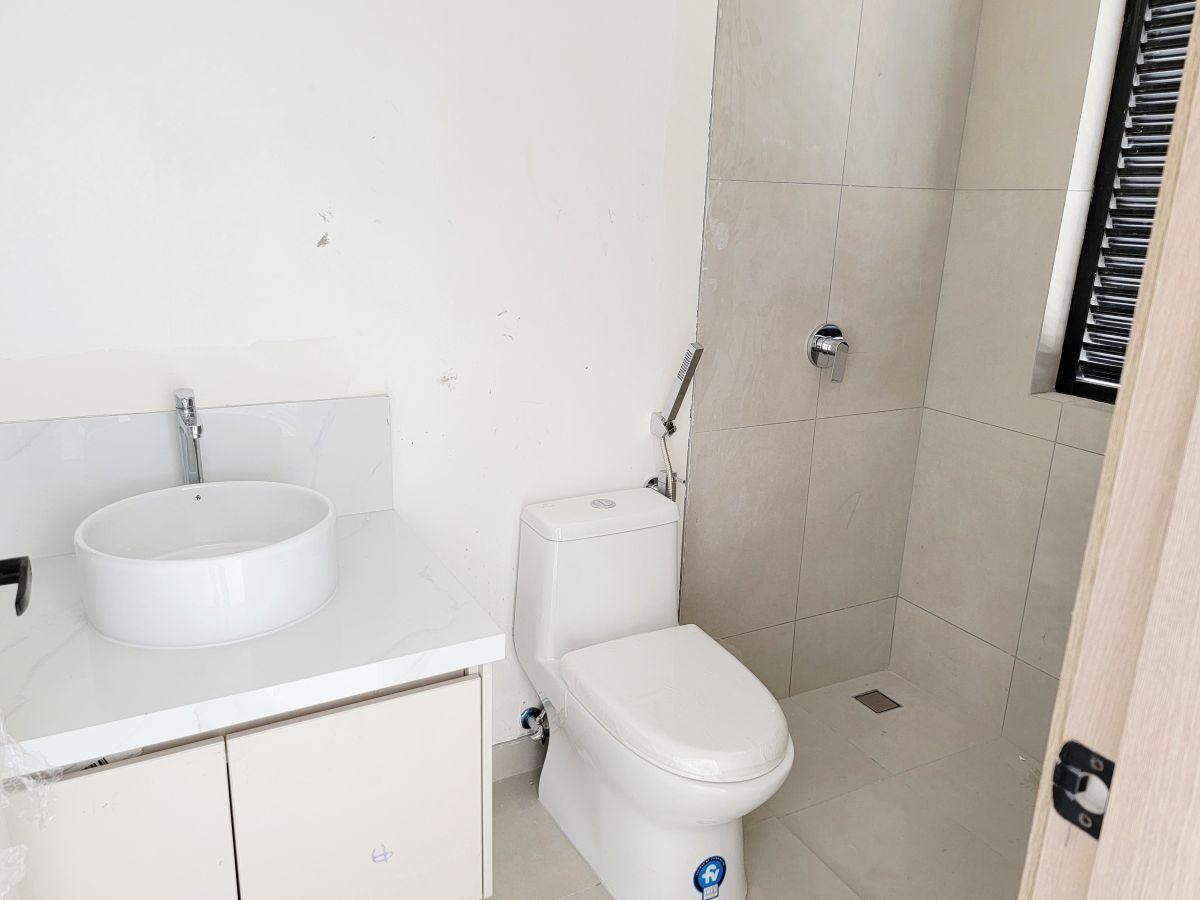 Venta Casa Urbanización Alba del Bosque, Etapa Alasia, Via a La Costa Km 18, 3 Dorm. Guayas — imagen 3