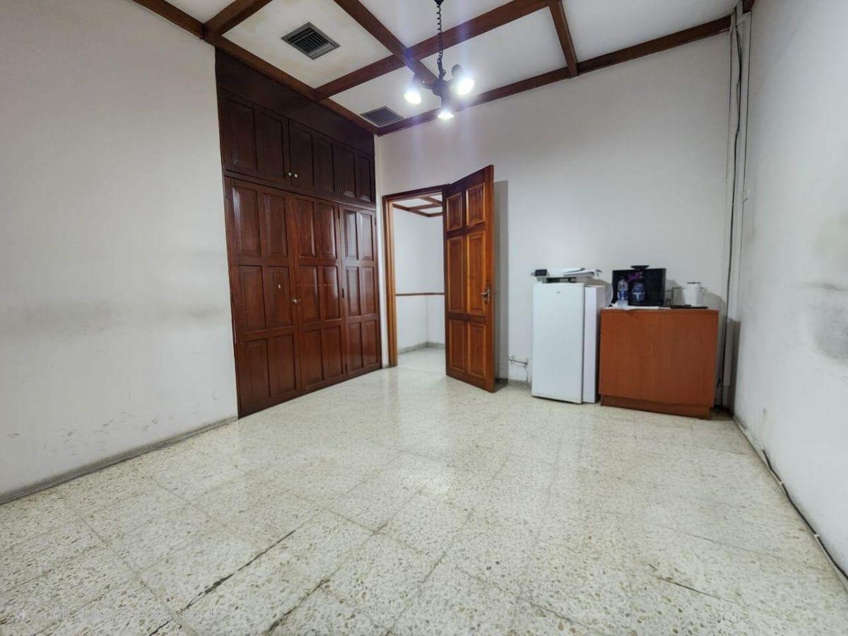 Casa con 3 Habitaciones de 261 m² en Venta en Los Ceibos, Guayas — imagen 6