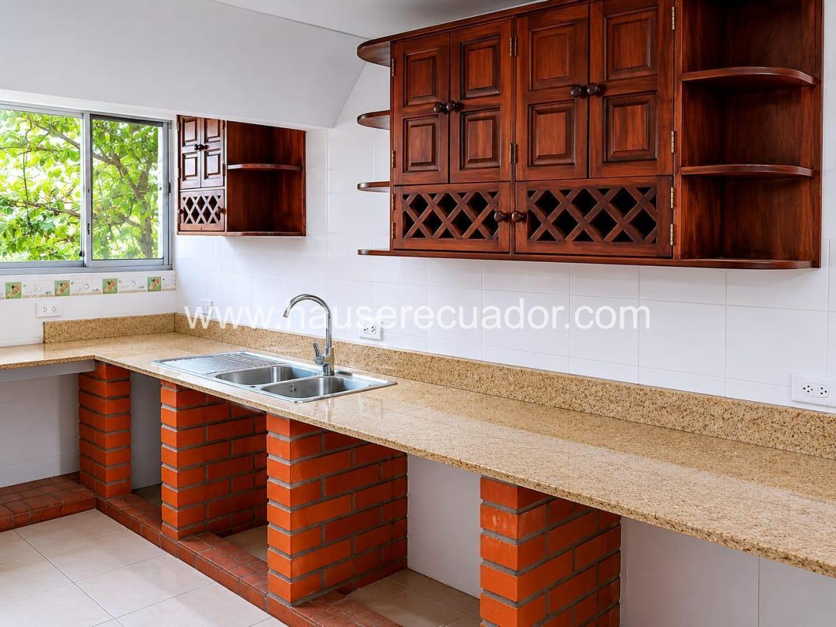 Propiedad Comercial en El Triángulo Ideal Para Restaurante, Spa, Consultorios o Eventos — imagen 3