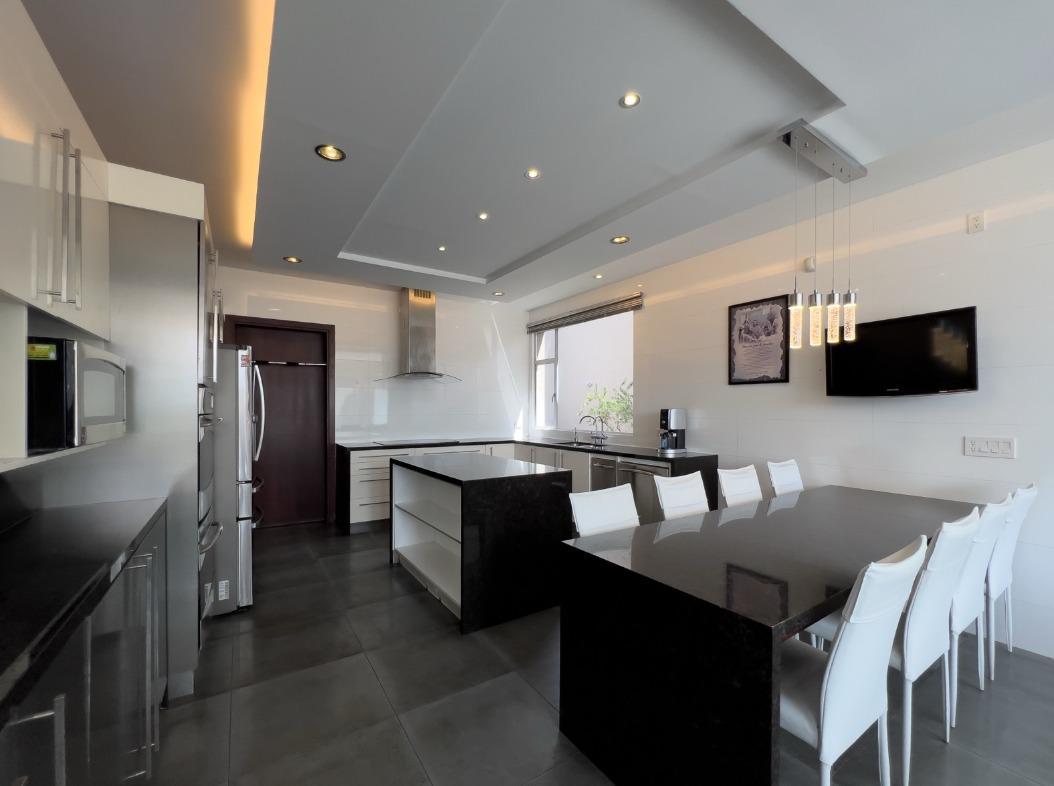Casas Modernas en Cumbayá Quito Ecuador Venta o Renta, Scala Shopping — imagen 7