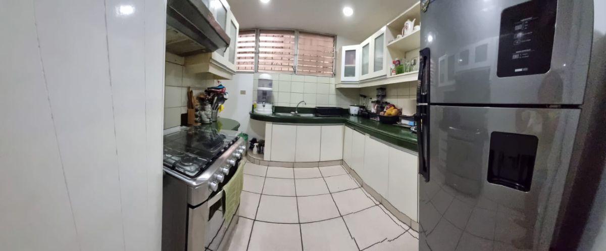 Vendo Departamento Planta Baja en Urdesa, Guayas — imagen 7