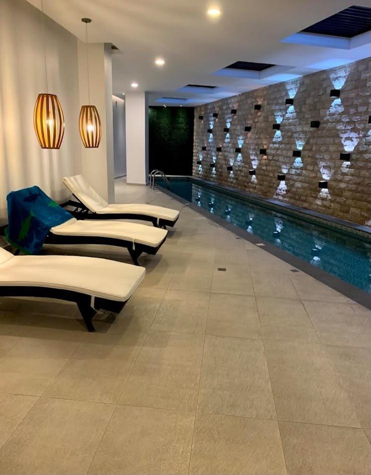 Departamento Amoblado de 3 Habitaciones en Venta – Edificio — imagen 4