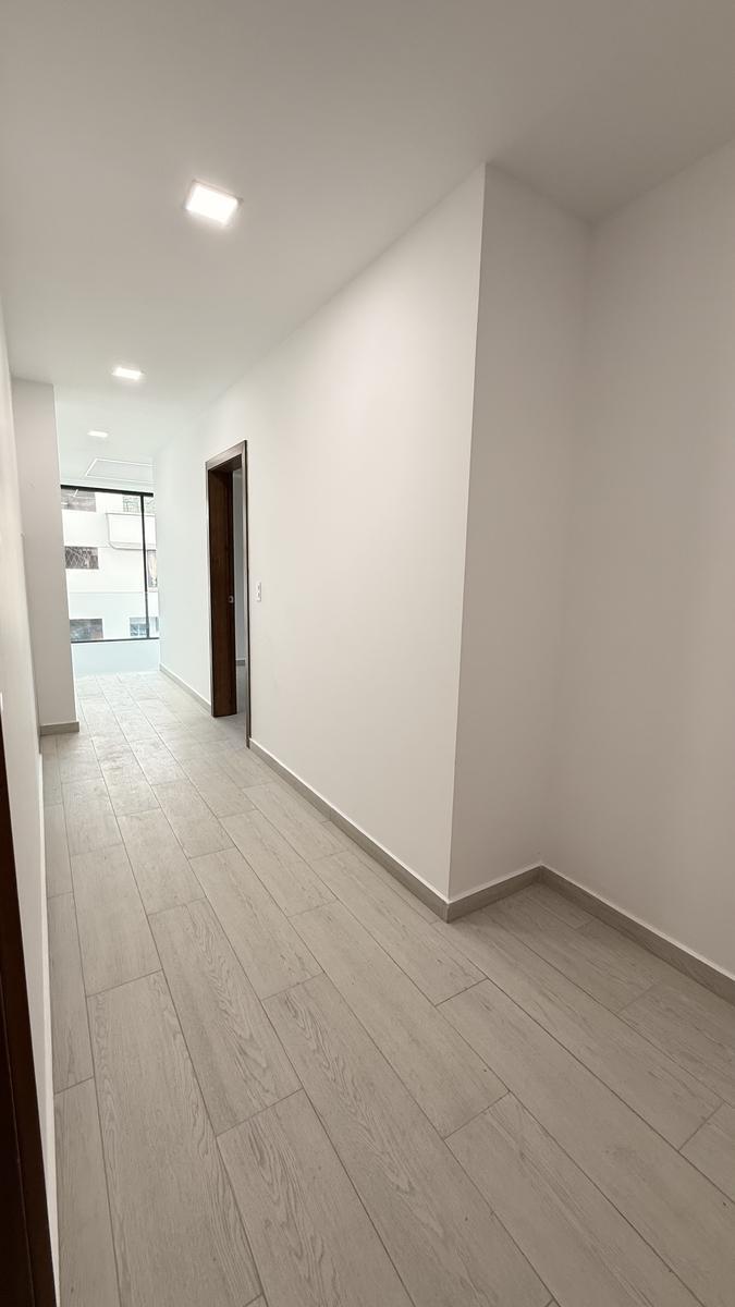 Eph Venta Departamento 120 m² de 3 Hab. Cumbayá — imagen 9