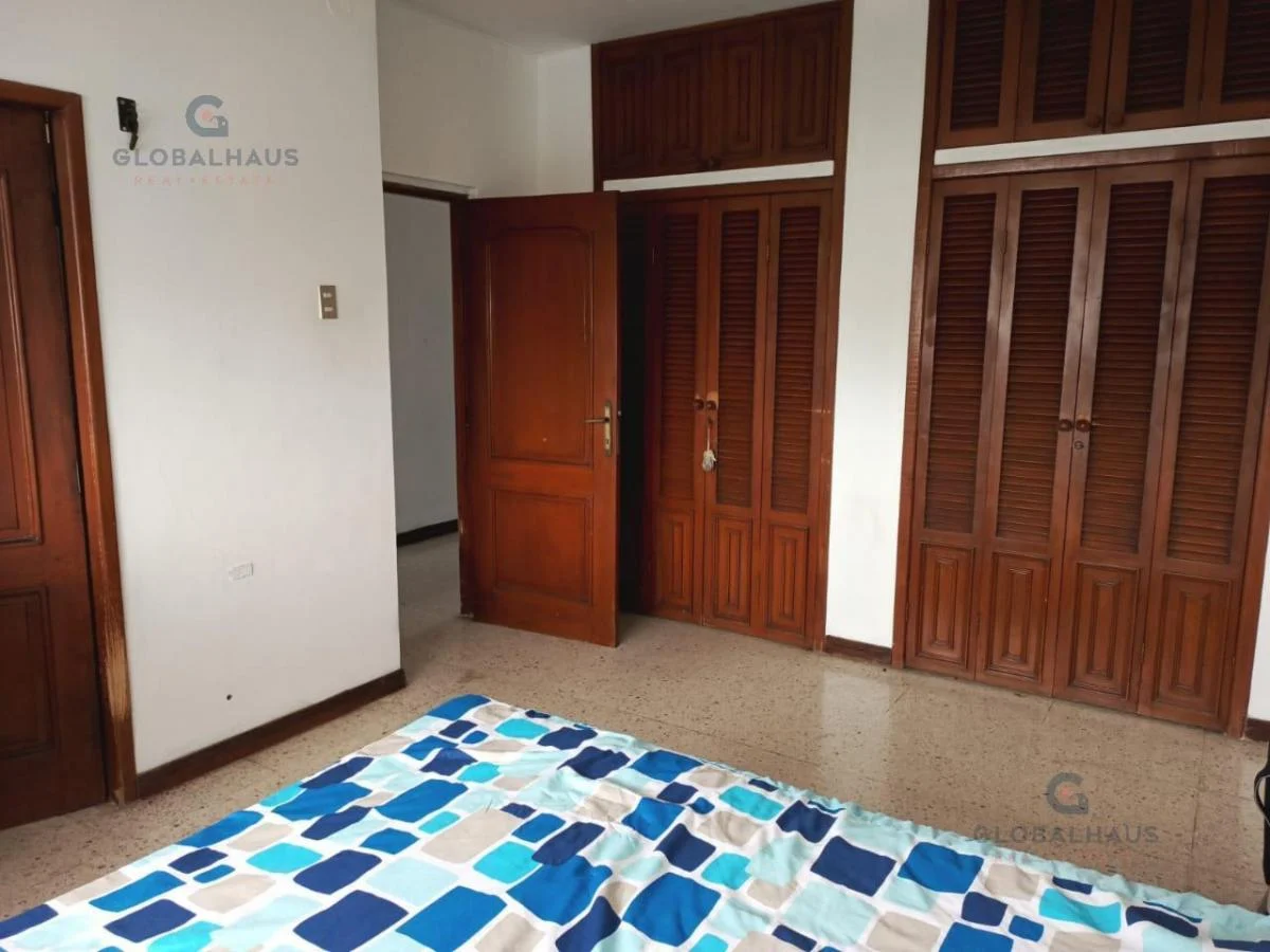 Venta de Departamento en Sur de Guayaquil, Urb. La Saiba, 5 Habitaciones. L. B. Guayas — imagen 6