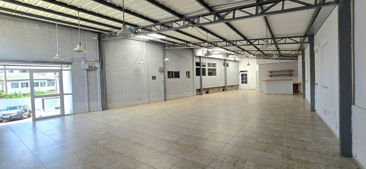 Se Vende Casa Comercial Sector Calle San Ignacio y Av La Coruña — imagen 9