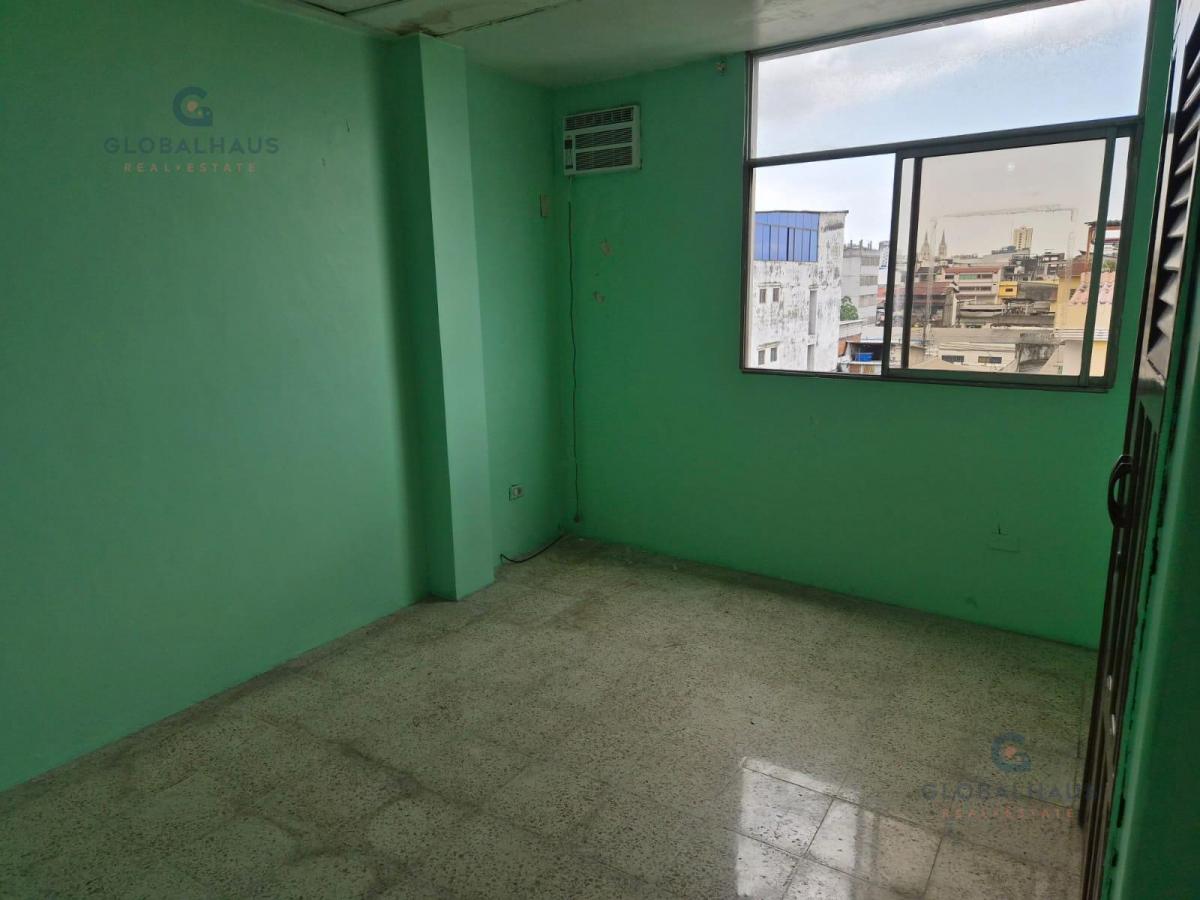 Venta de Departamento Amplio con 3 Habitaciones en Colón y Av del Ejército. Gi. P, Guayas — imagen 9