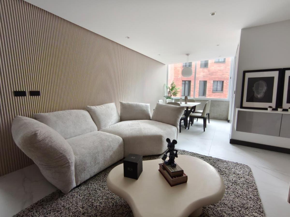 Venta Departamento con Balcon, 2 Dorm., Gonzalez Suarez — imagen 9