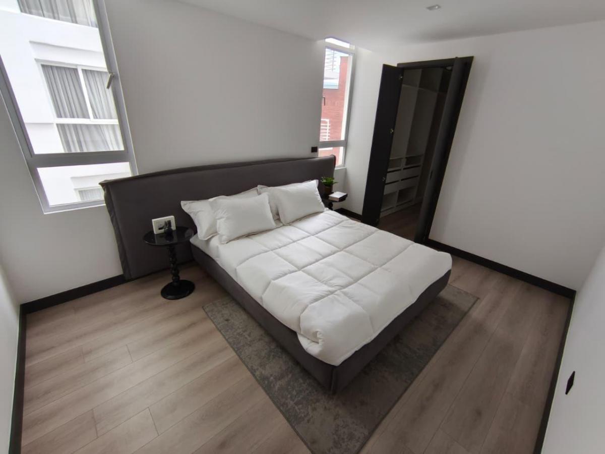 Venta Departamento con Balcon, 2 Dorm., Gonzalez Suarez — imagen 8