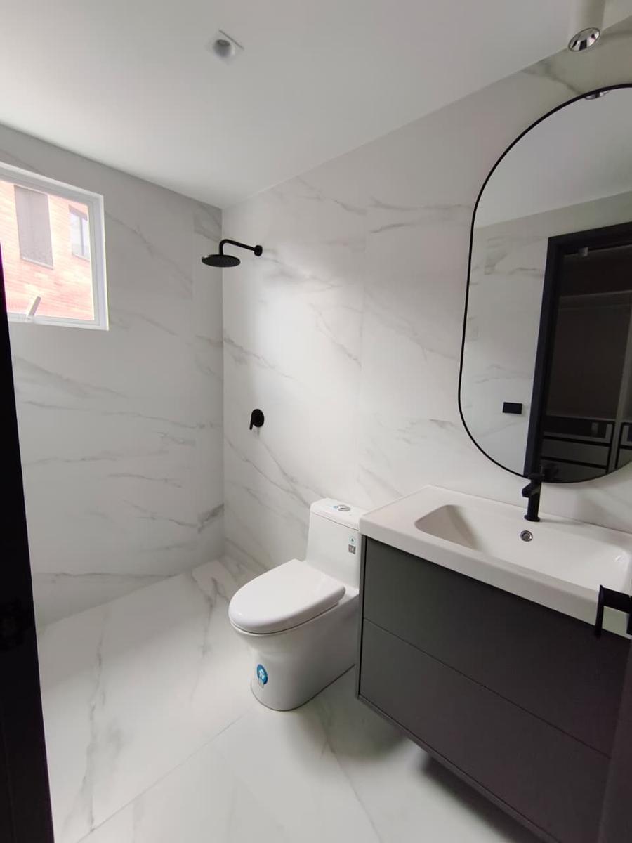 Venta Departamento con Balcon, 2 Dorm., Gonzalez Suarez — imagen 6