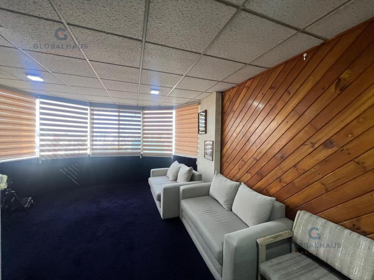 Suite en Venta, Edificio con Ascensor en Barrio Orellana B. G. Guayas — imagen 9