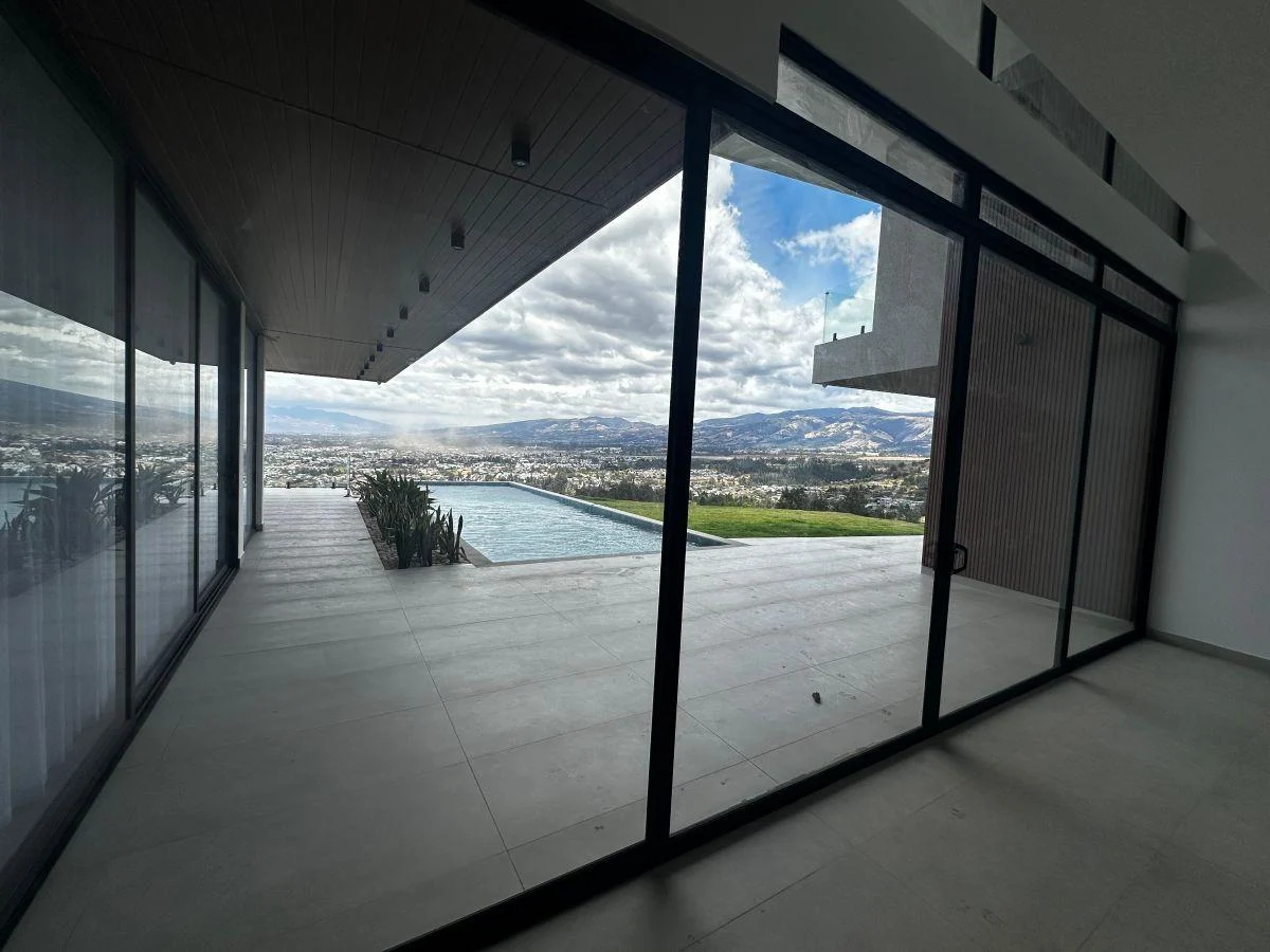 Se Vende Casa Amplia con Linda Vista — imagen 7