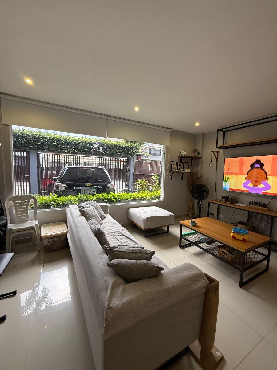 Casa en Venta en La Urbanización Santa Cecilia en Ceibos, Guayas — imagen 10