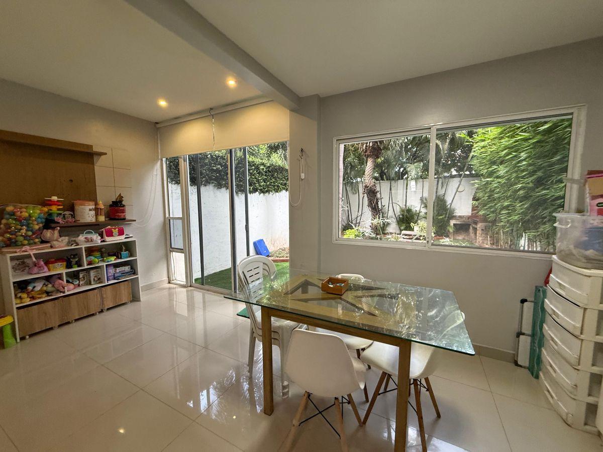 Casa en Venta en La Urbanización Santa Cecilia en Ceibos, Guayas — imagen 9