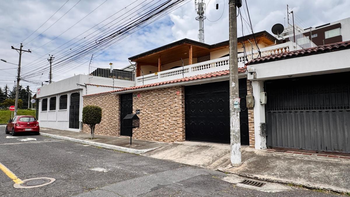 Casa de Venta Primavera II - Amplitud Total | 530 m² de Construcción | Sector Exclusivo — imagen 10