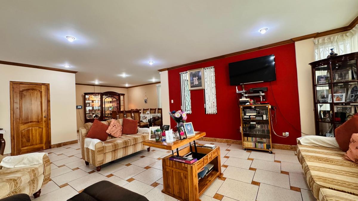 Casa de Venta Primavera II - Amplitud Total | 530 m² de Construcción | Sector Exclusivo — imagen 9