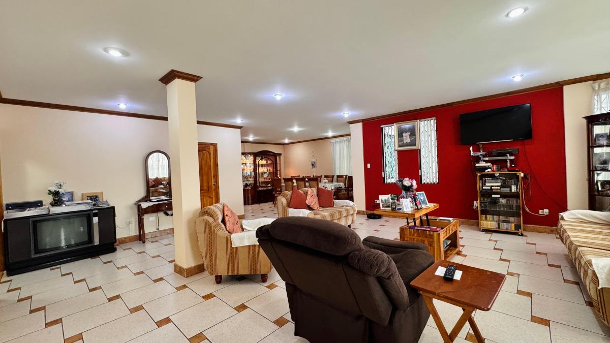 Casa de Venta Primavera II - Amplitud Total | 530 m² de Construcción | Sector Exclusivo — imagen 8