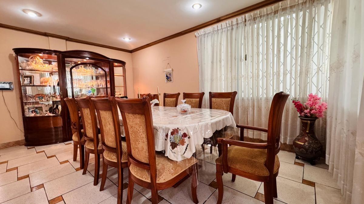 Casa de Venta Primavera II - Amplitud Total | 530 m² de Construcción | Sector Exclusivo — imagen 6