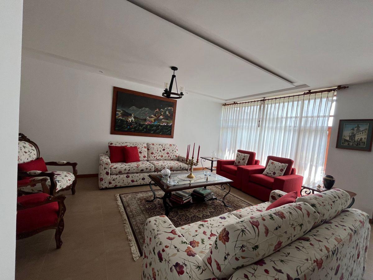 Cumbaya Jardines del Este Casa de Venta 1.108 m² — imagen 9