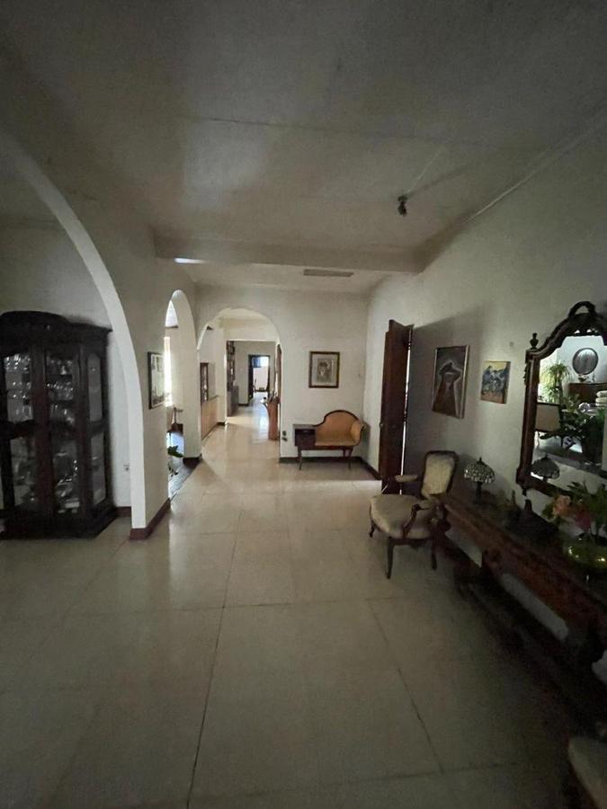 Casa Comercial Circunvalacion Sur con Doble Frente y Alta Proyección - Urdesa Central, Guayas — imagen 5