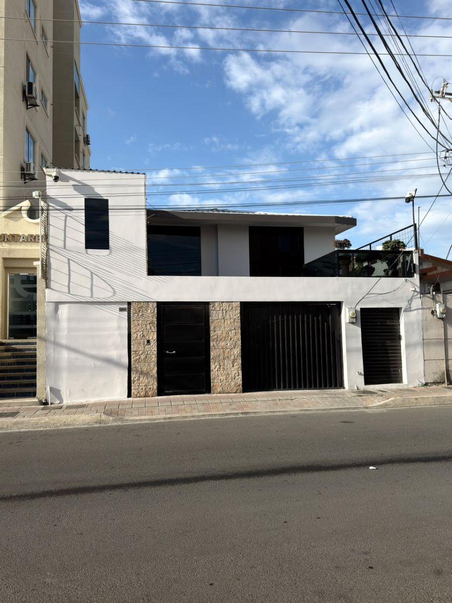 Vendo Casa Comercial en Manta con Excelente Ubicación, Manabí — imagen 10