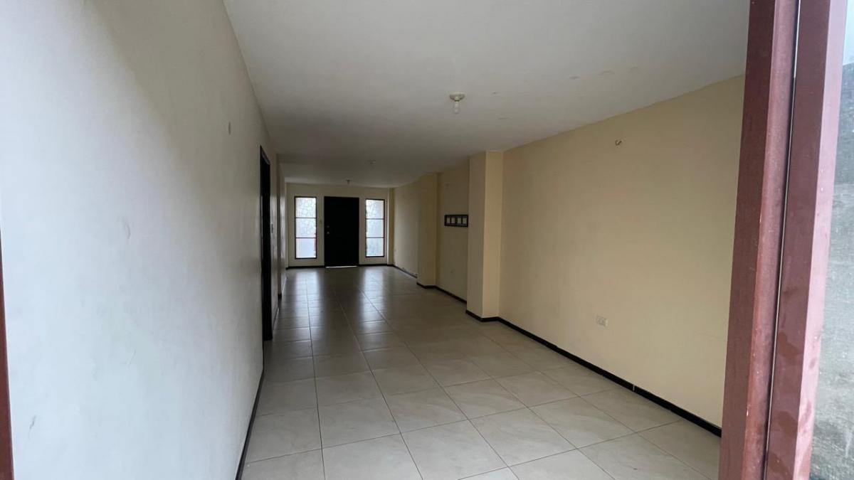 Venta Casa, La Rioja, Etapa Asturias (Franmo), Guayas — imagen 9