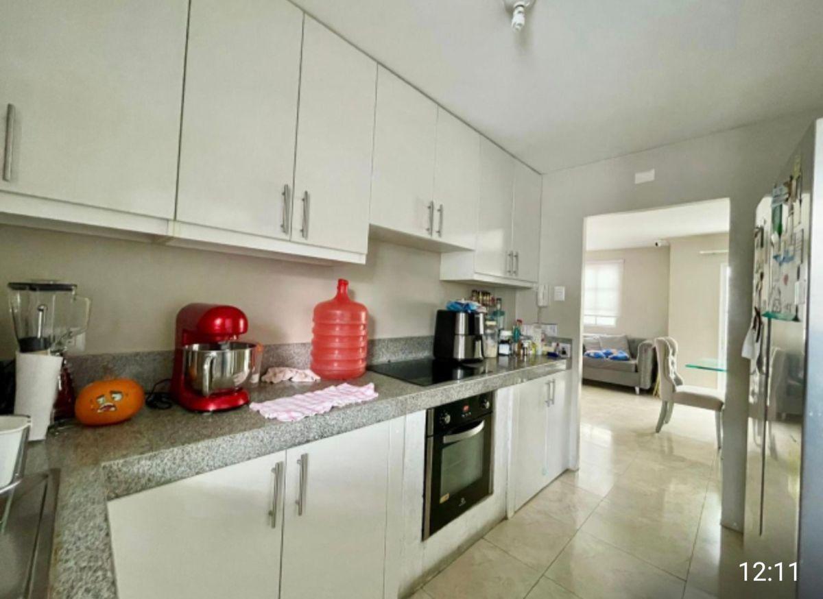 Linda Casa de Venta de 3 Habitaciones en Casa Laguna. Guayas — imagen 6